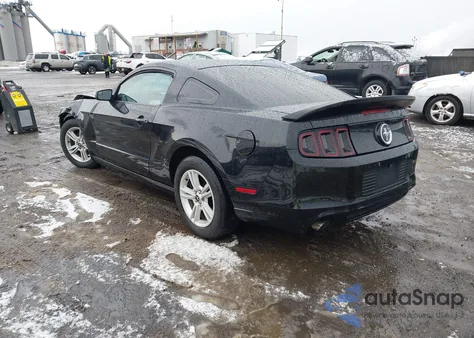 2014 Ford Mustang V6 from USA, damaged, VIN 1ZVBP8AM5E5329935